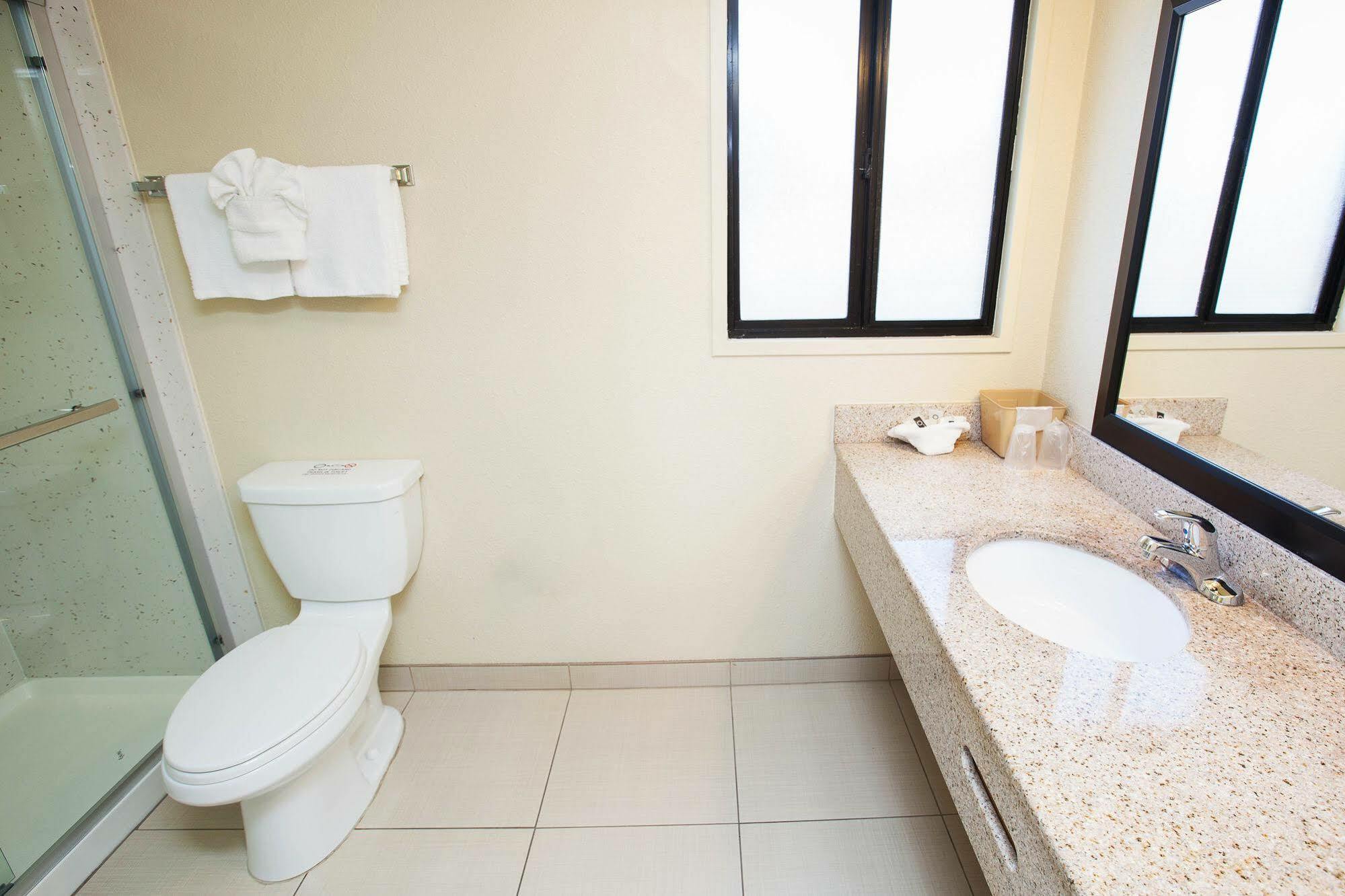 במוטל אוקלנד Piedmont Place מראה חיצוני תמונה
